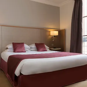 4* Отель Leonardo Boutique Opera