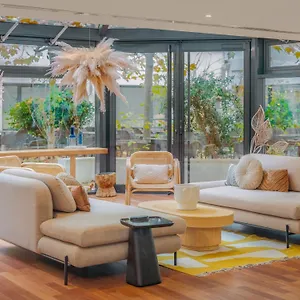 4* Отель Mercure Gare Montparnasse Tgv